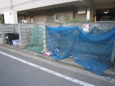 Other common areas. Tenants-only trash Storage