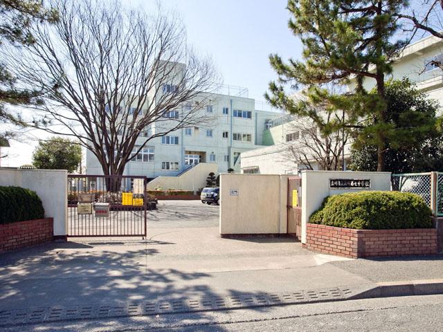 Junior high school. 2070m to Tachikawa Municipal Tachikawa seventh junior high school