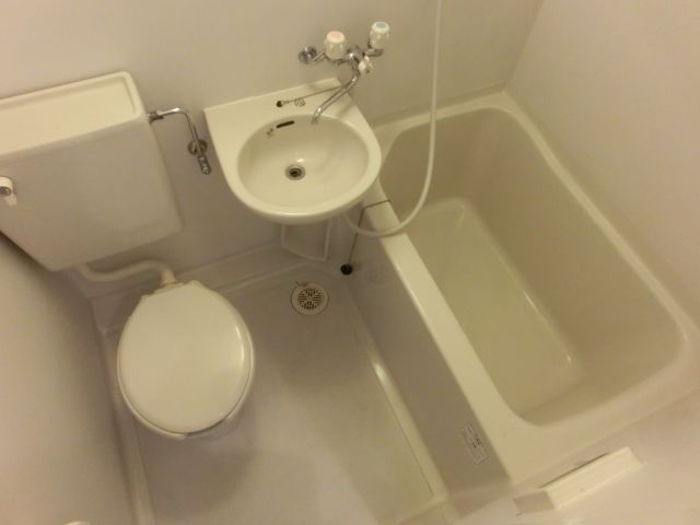 Bath. Easy 3-point unit bus of cleaning ☆