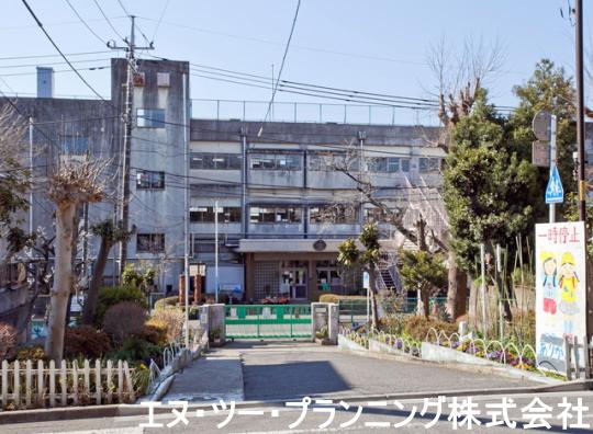 Primary school. 248m to Tachikawa Municipal seventh elementary school