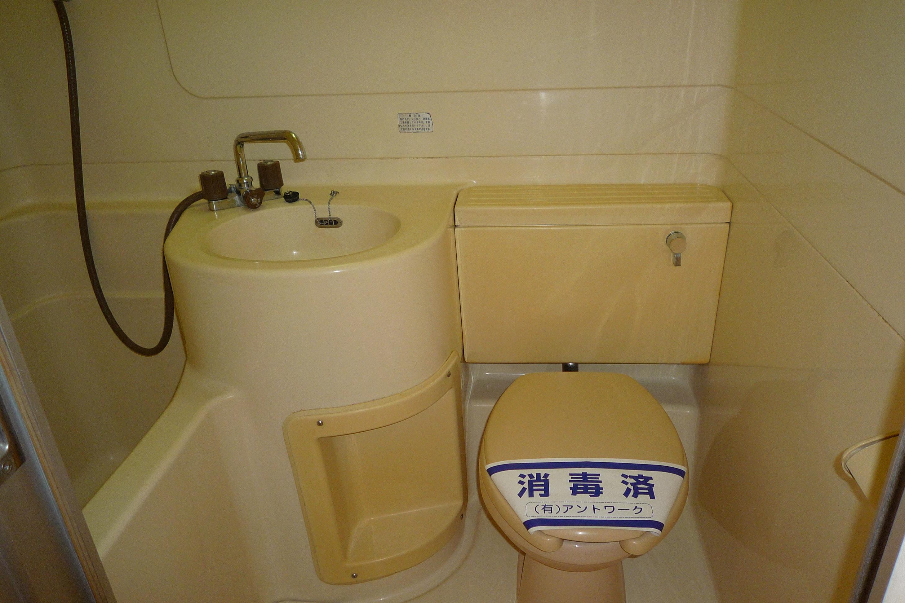 Bath. bus ・ Toilet reference photograph ・ Same building equipment