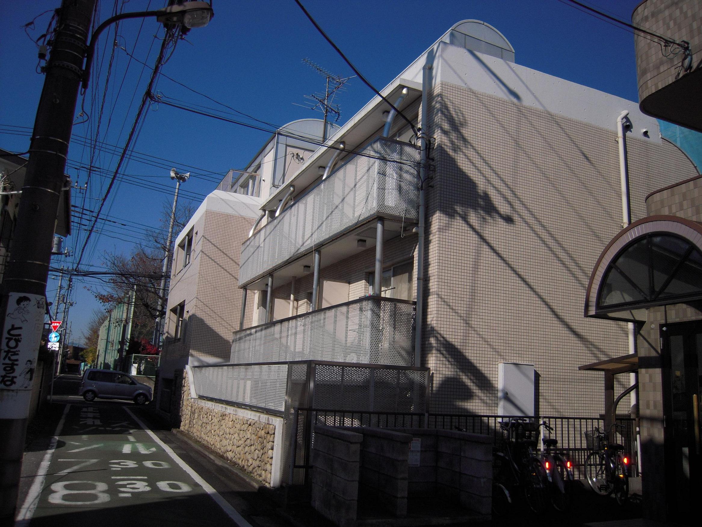 Building appearance. Veranda side reference photograph ・ Same building equipment