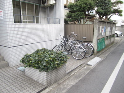 Other common areas. Bicycle-parking space