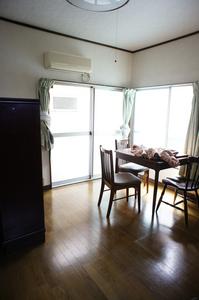 Living and room. dining  ※ table ・ Chair is leaving product. 