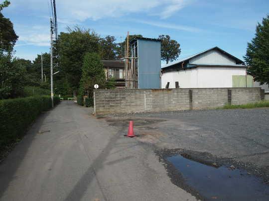 Local photos, including front road. Frontal road