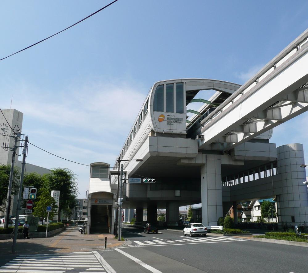 station. 800m until Izumi Gymnasium Station