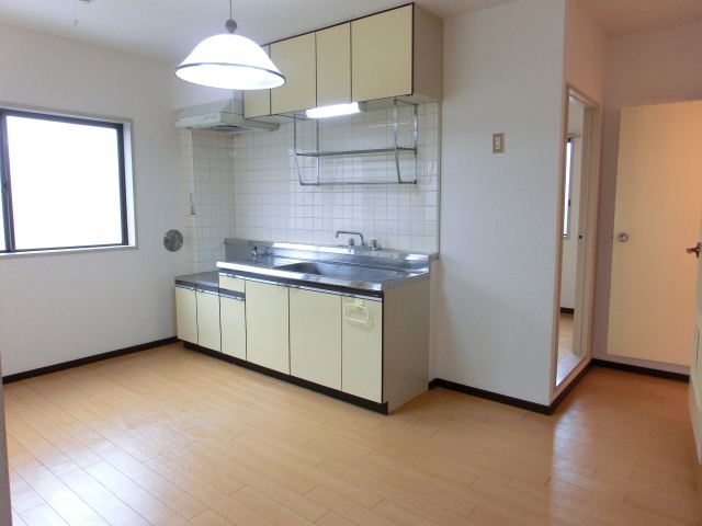 Living and room. dining kitchen ☆ 