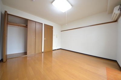 Other room space. Good flooring