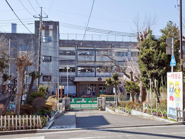Primary school. 420m to Tachikawa Municipal seventh elementary school
