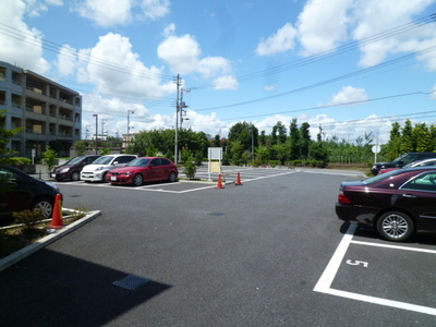 Parking lot.  ☆ On-site parking ☆