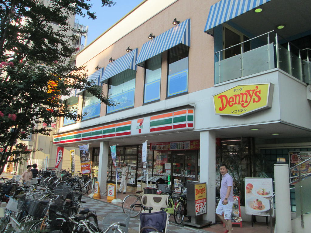 Convenience store. Seven-Eleven Asakusa Kokusai Street store up (convenience store) 381m