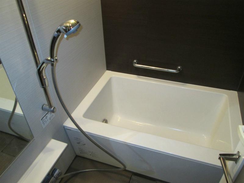 Bathroom. Add cooking function ・ With bathroom ventilation dryer Well-equipped