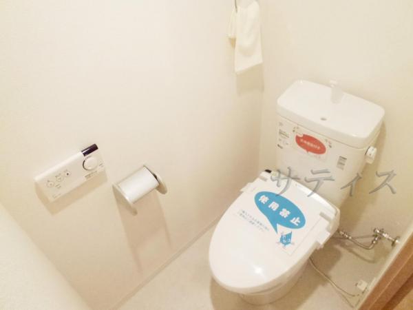 Toilet. ~ New Washlet toilet ~