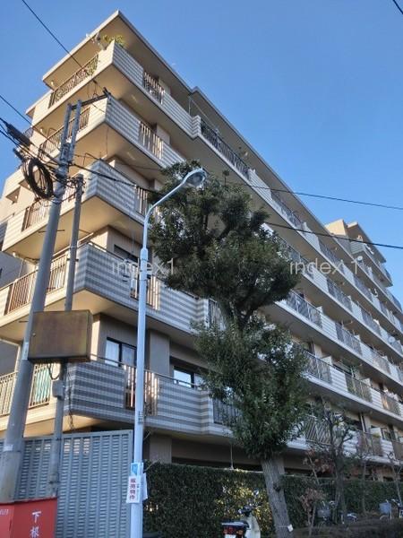 Local appearance photo. 1995 Built ☆ It is settled interior renovation!