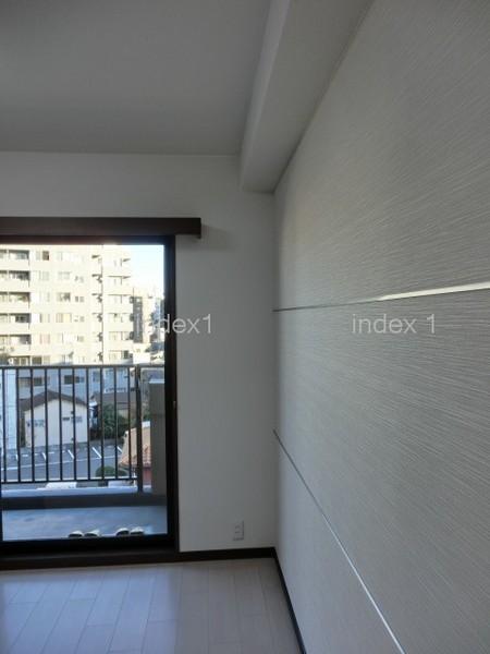 Living. Stylish cross point ☆