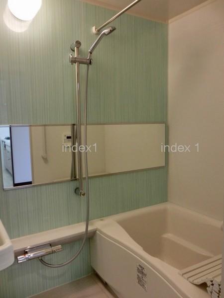 Bathroom. Convenient reheating ・ With bathroom dryer