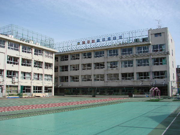 Primary school. Senzoku up to elementary school (elementary school) 778m