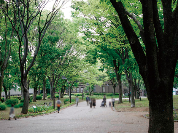 Surrounding environment. Metropolitan Ueno Park (about 130m / A 2-minute walk)