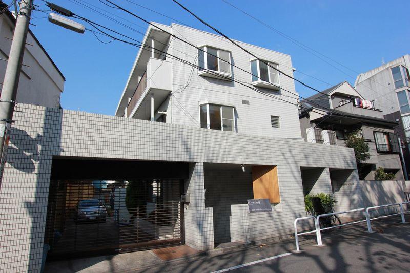 Local appearance photo