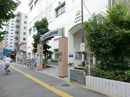 Streets around. Enhancement of the surrounding environment