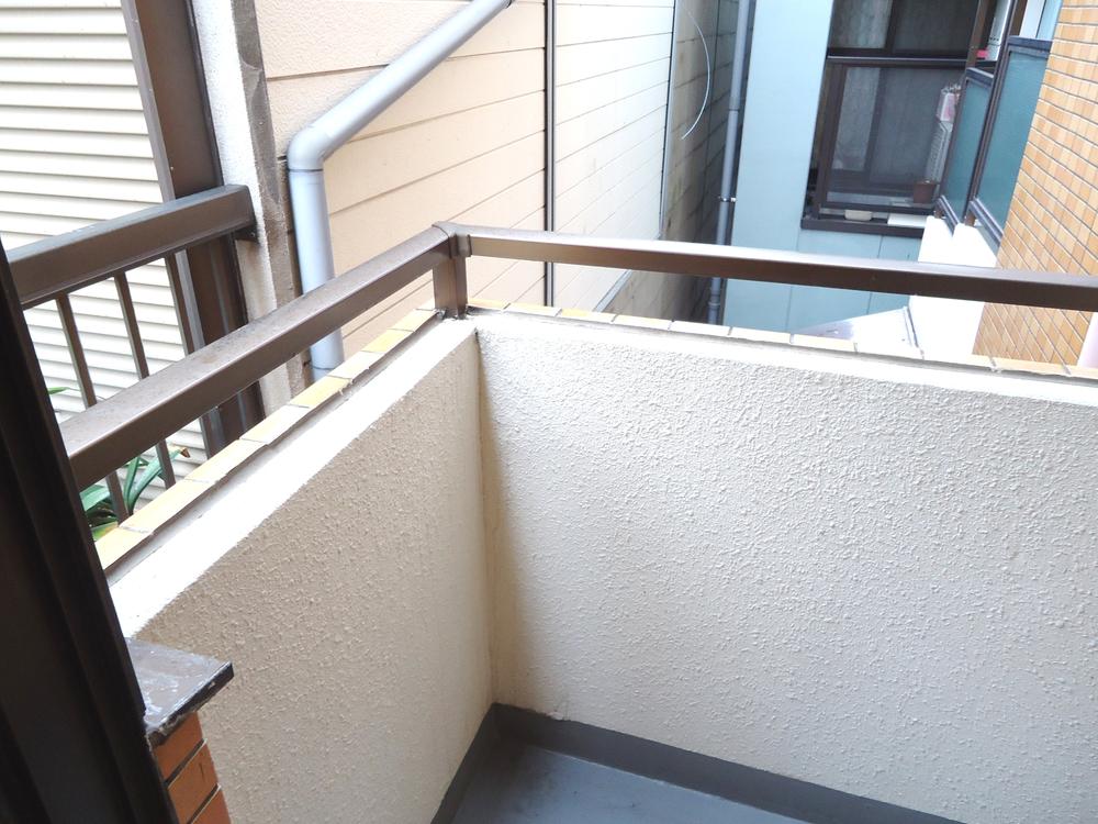 Balcony. Local (12 May 2013) Shooting.