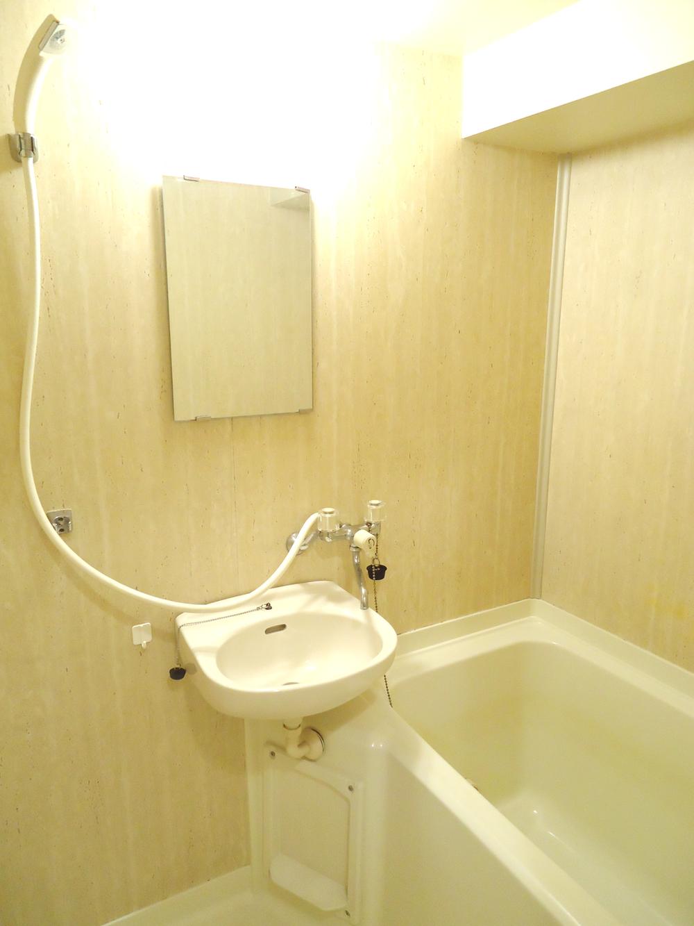 Bathroom. Local (12 May 2013) Shooting. Clean bathrooms.