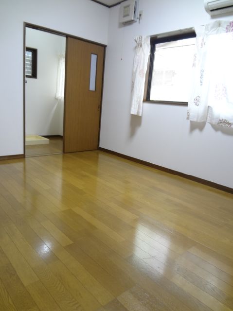 Living and room