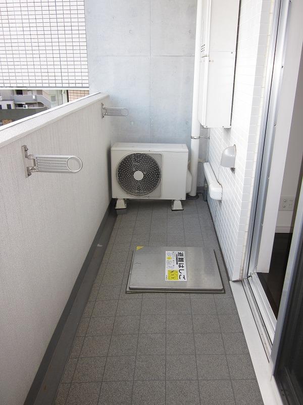 Balcony. Local (10 May 2010) Shooting