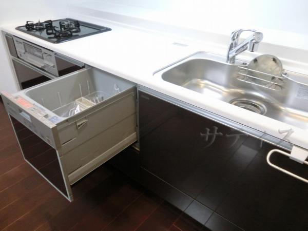 Kitchen. ~ Dishwasher ・ Water purifier equipped ~