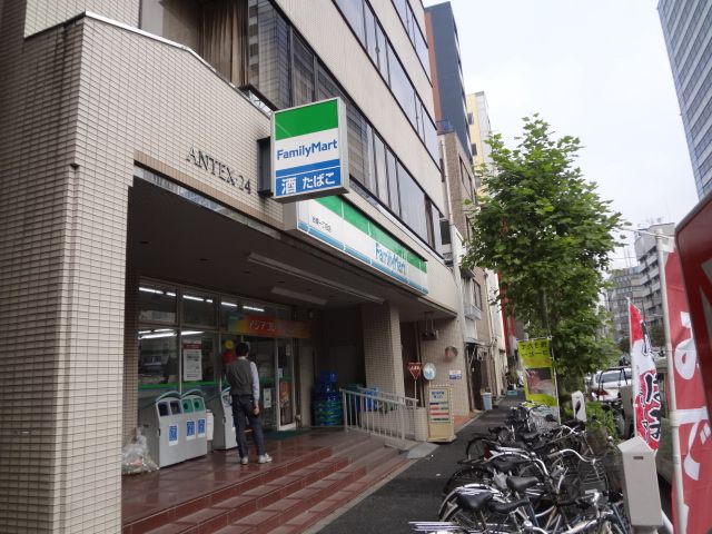 Convenience store. FamilyMart 210m to Taito 1-chome (convenience store)
