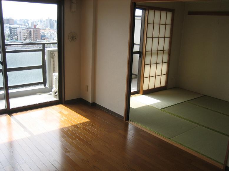 Living. Japanese-style room ・ living