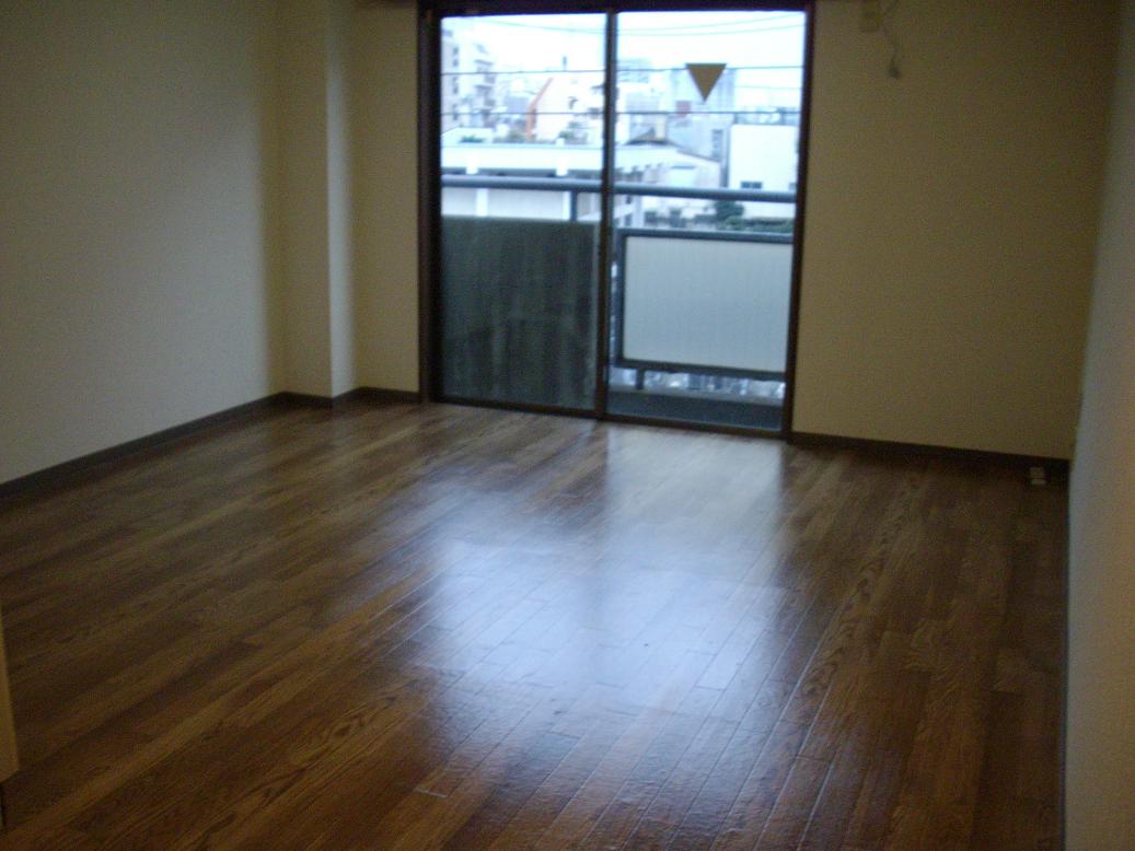 Living and room
