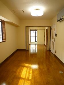 Living and room