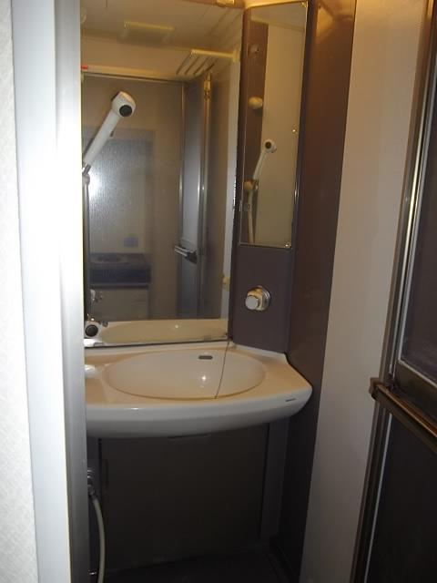 Bathroom. Room (May 2013) Shooting