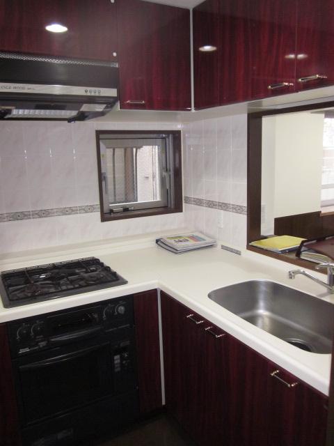 Kitchen. Room (August 2013) Shooting