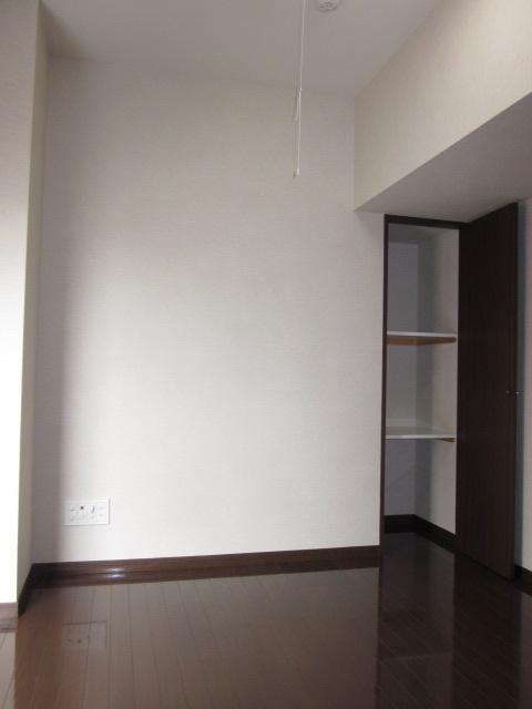 Non-living room. Room (August 2013) Shooting