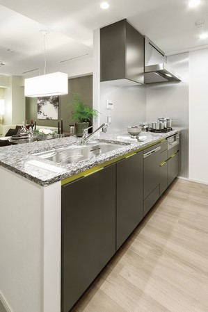 Adopted excellent Zima tick manufactured system kitchen latest S3 series on quality and design. Surface material shiny beautiful, Yellow accent color is impressive