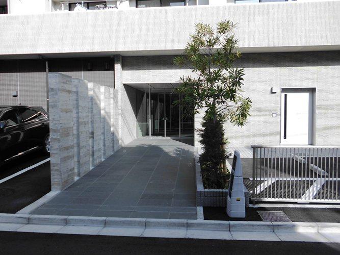 Local appearance photo. Local (April 2013) Shooting