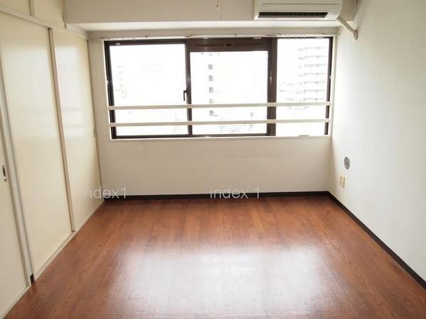 Living. Comfortably spend in the air-conditioned!