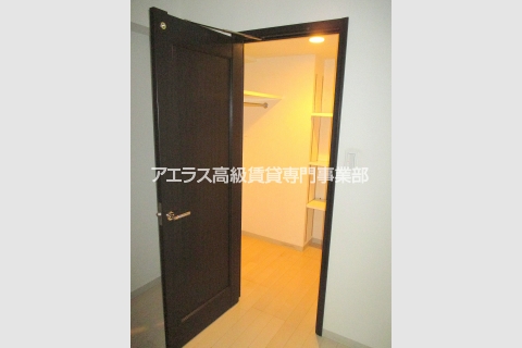 Taito-ku, Tokyo Shitaya 1