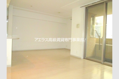 Taito-ku, Tokyo Shitaya 1