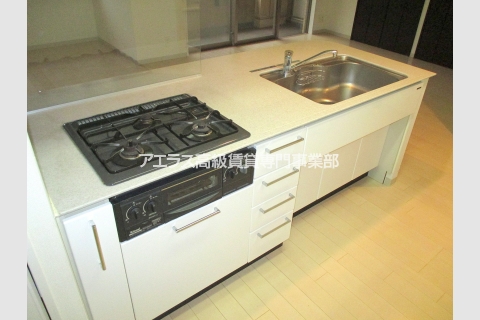 Taito-ku, Tokyo Shitaya 1