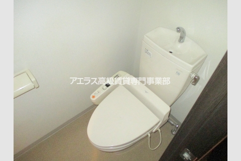 Taito-ku, Tokyo Shitaya 1