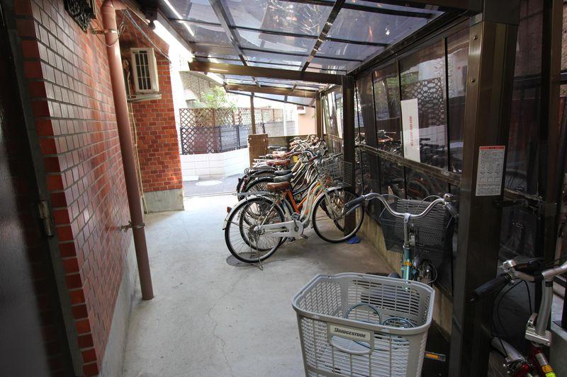 Other common areas. Bicycle Covered