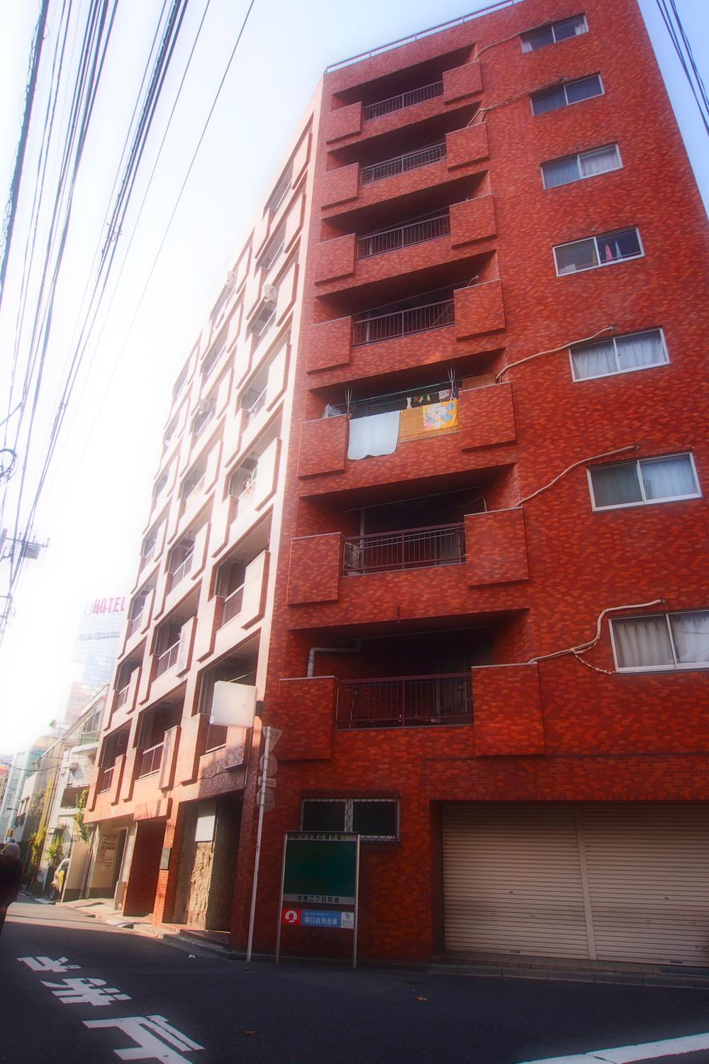 Local appearance photo. Local (12 May 2013) Shooting