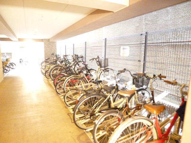 Parking lot