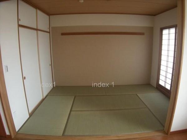 Non-living room. Bright Japanese-style room ☆