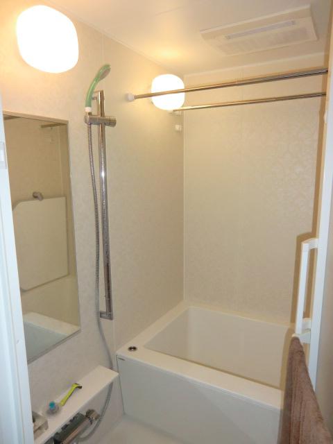 Bathroom. Indoor (January 2014) Shooting With bathroom ventilation dryer Otobasu
