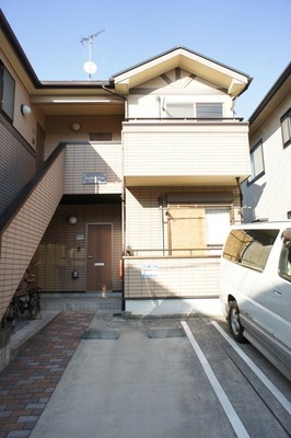 Parking lot. Monthly 30000 yen / Table