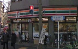 Convenience store. Seven-Eleven stand East Tsutsumi 2-chome up (convenience store) 301m